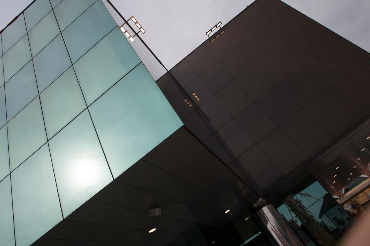 Hotel Cubis Lendava Exterior foto